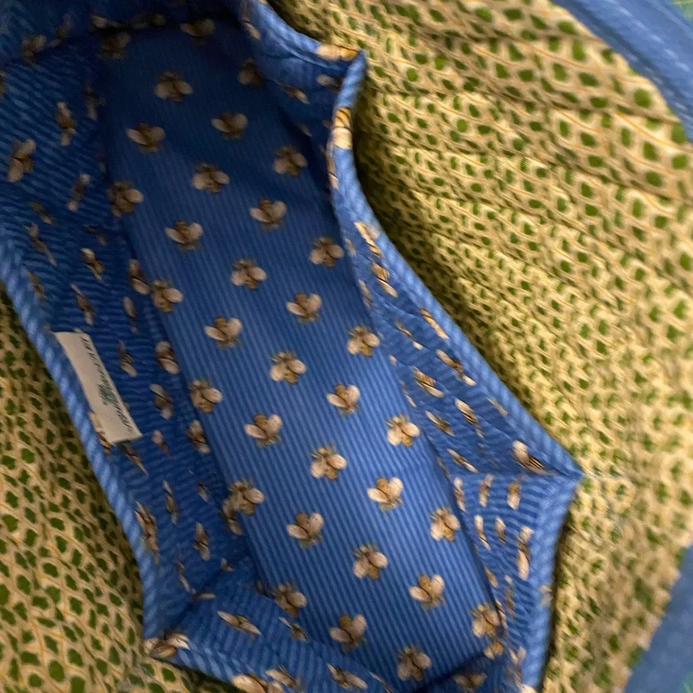 Vera Bradley Shoulder Bag - Picture 3 of 9